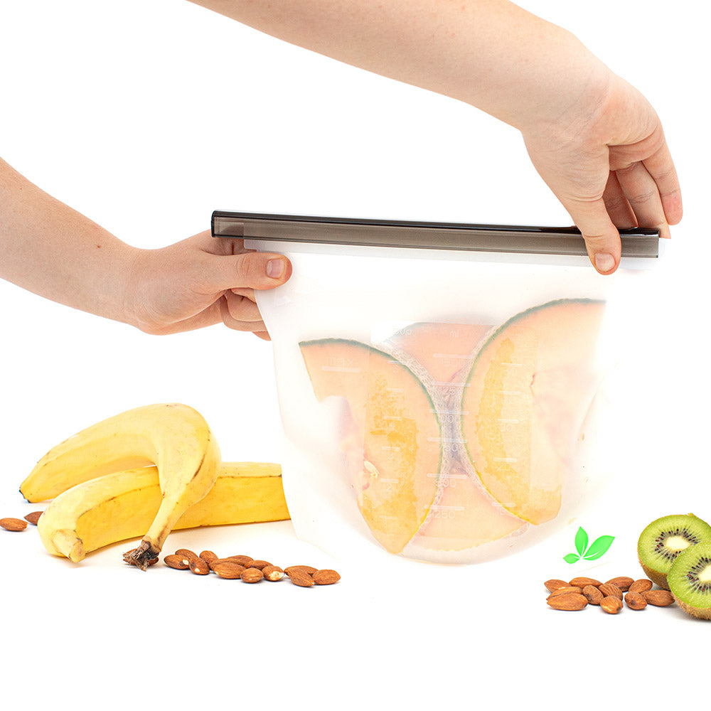 http://www.activatedeco.com/cdn/shop/products/silicone-food-pouches-2-pack-5_1200x1200.jpg?v=1597848669